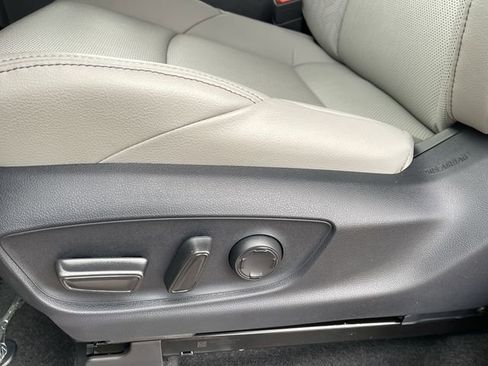 New 2026 Toyota Tacoma Limited AWD/4WD image 13