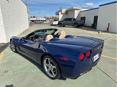 Used 2006 Chevrolet Corvette Convertible w/ Preferred Equipment Group image 30