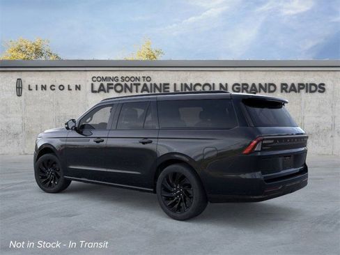 New 2025 Lincoln Navigator L Reserve w/ Jet Appearance Package image 4