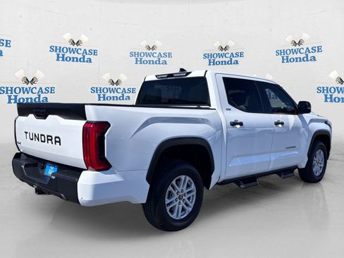 Used 2023 Toyota Tundra SR5 w/ SR5 Convenience Package AWD/4WD image 8