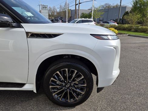 New 2026 INFINITI QX80 Autograph AWD/4WD image 15