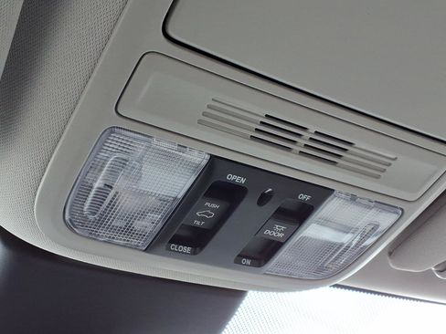 New 2026 Honda Odyssey Touring image 20