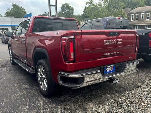 Used 2024 GMC Sierra 1500 SLT w/ SLT Premium Plus Package AWD/4WD image 5