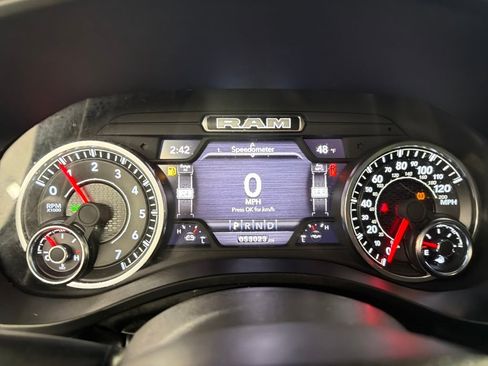 Used 2024 RAM 1500 Laramie image 23