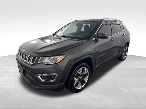 Used 2018 Jeep Compass Limited w/ Navigation Group AWD/4WD image 3