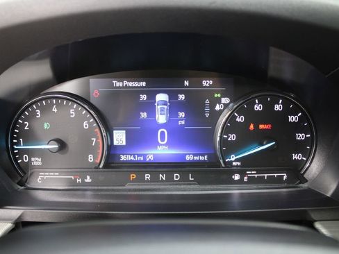 Used 2023 Ford Explorer XLT w/ Equipment Group 202A RWD image 36