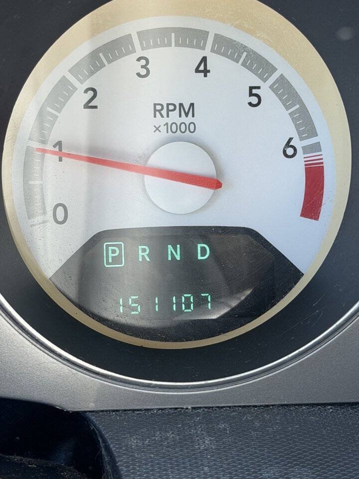 Used 2009 Dodge Avenger SXT FWD image 10