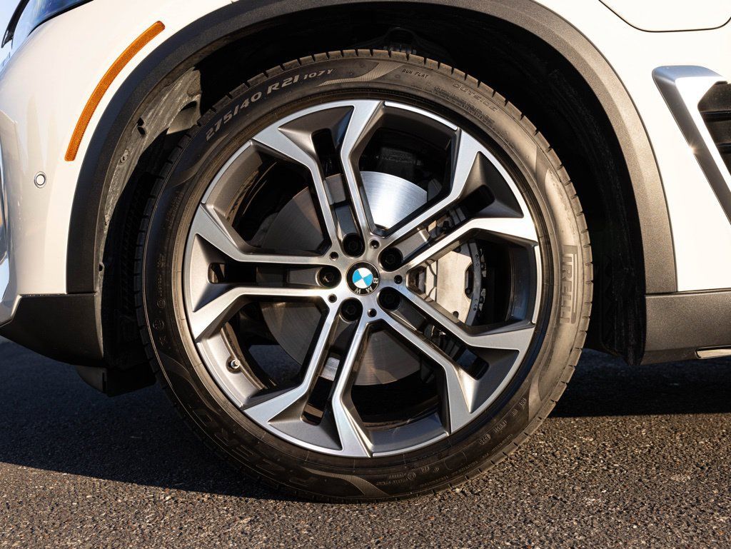 Used 2026 BMW X5 xDrive50e w/ Executive Package AWD/4WD image 80