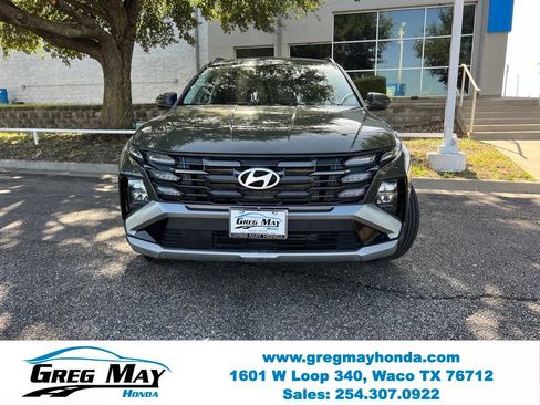 Used 2025 Hyundai Tucson SEL FWD image 2