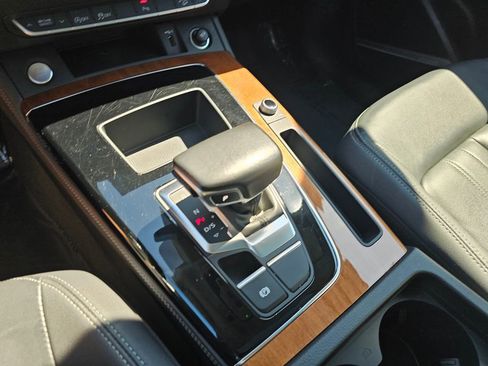 Used 2023 Audi Q5 2.0T Premium Plus image 29
