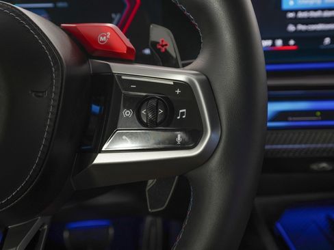 Used 2025 BMW M5 w/ Carbon Package image 22