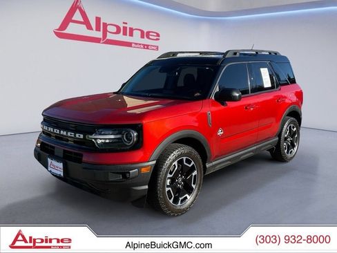 Used 2023 Ford Bronco Sport Outer Banks w/ Tech Package AWD/4WD image 1
