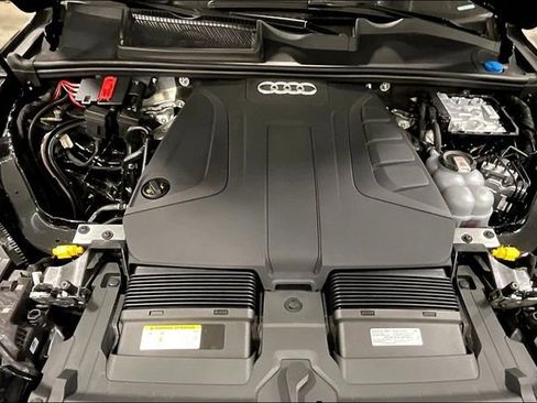 Certified 2025 Audi Q7 2.0T Premium Plus w/ Premium Plus Package image 10