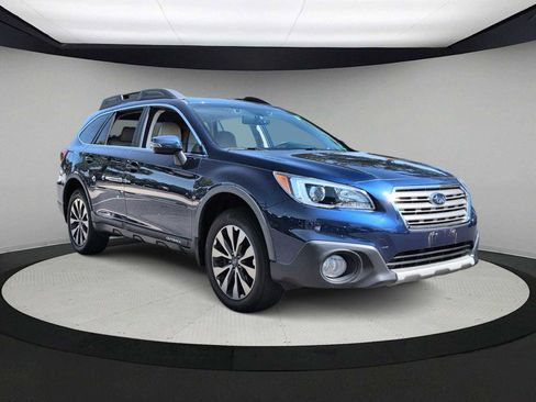 Used 2016 Subaru Outback 2.5i Limited AWD/4WD image 2