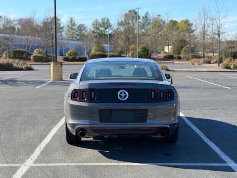 Used 2014 Ford Mustang Coupe image 5