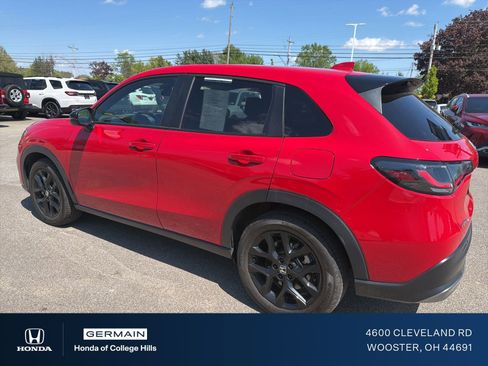 Used 2025 Honda HR-V Sport image 9