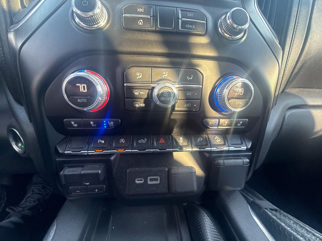 Used 2019 GMC Sierra 1500 AT4 w/ AT4 Premium Package AWD/4WD image 14