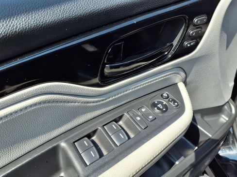 Used 2019 Honda Odyssey Elite image 18