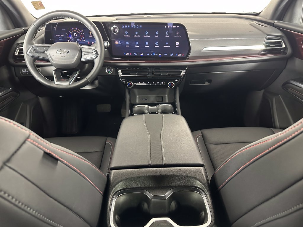 Used 2025 Chevrolet Traverse Z71 w/ LPO, Floor Liner Package AWD/4WD image 10