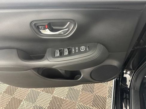 Certified 2026 Honda HR-V EX-L image 22