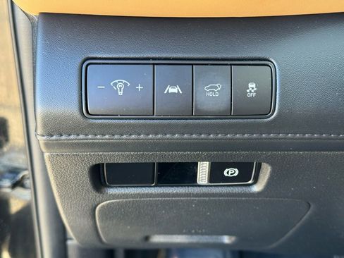 Used 2022 Hyundai Santa Fe Calligraphy image 31