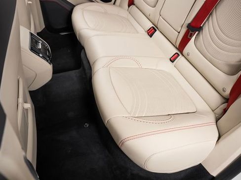 Used 2023 Aston Martin DBX AWD/4WD image 23