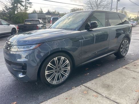 Used 2025 Land Rover Range Rover Sport SE AWD/4WD image 20