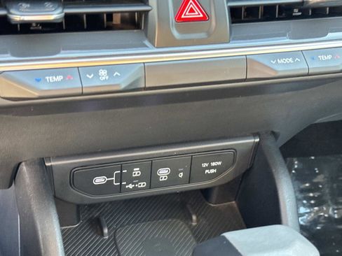 Used 2025 Kia K4 EX FWD image 22