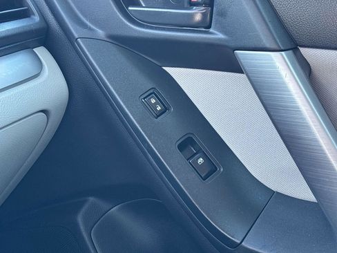 Used 2014 Subaru Forester 2.5i Premium image 22