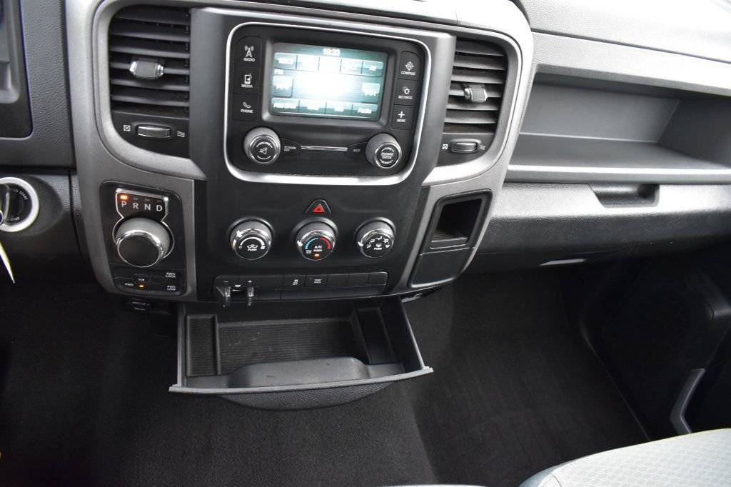 Used 2016 RAM 1500 Express AWD/4WD image 36