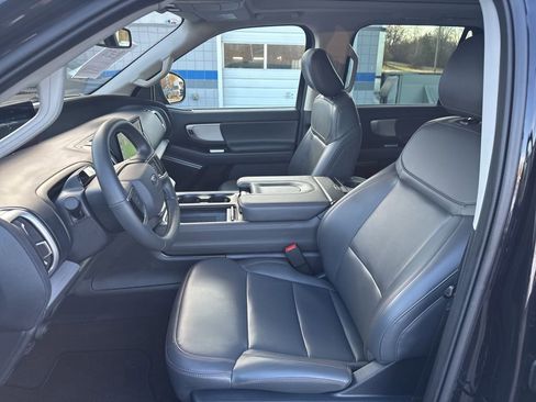 Used 2025 Ford Expedition Max Active image 20