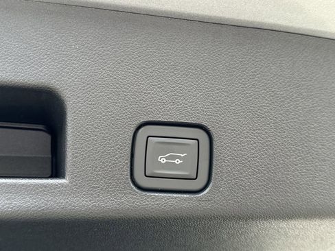 New 2026 GMC Acadia AT4 w/ Super Cruise Package image 34