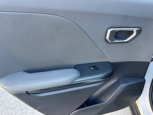 Used 2025 Kia K4 FWD image 20