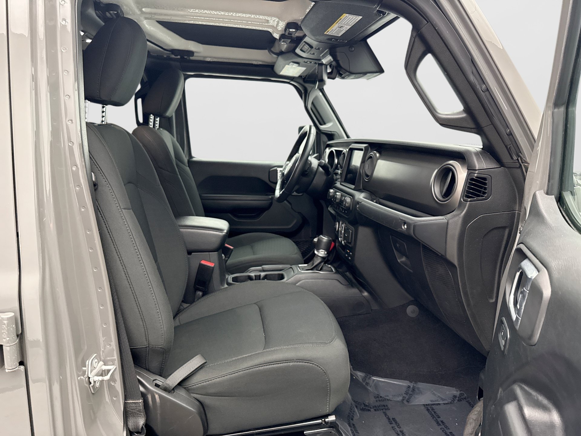 Used 2021 Jeep Gladiator Sport AWD/4WD image 9