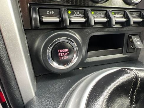 Used 2018 Toyota 86 RWD image 20