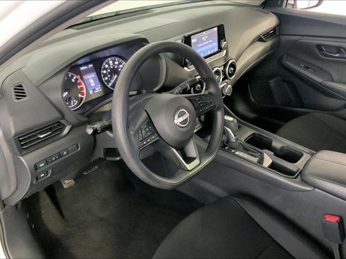 Used 2025 Nissan Sentra S FWD image 14