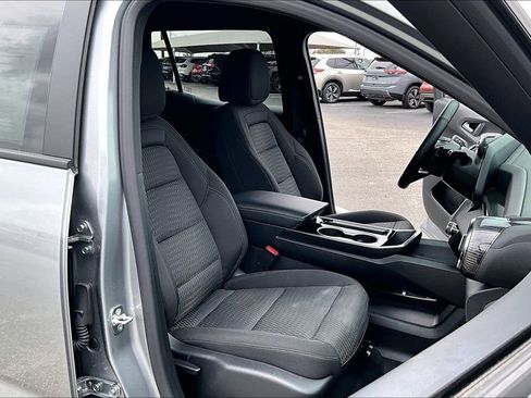 Used 2025 Chevrolet Equinox LT image 10