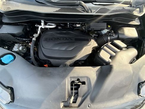 Used 2021 Honda Pilot Special Edition image 18