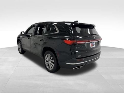 Certified 2025 Buick Enclave Preferred image 3
