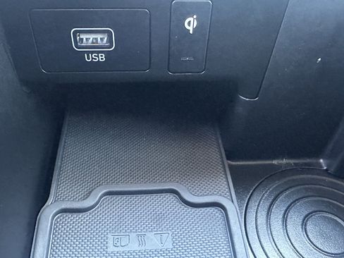 Used 2024 Hyundai Palisade SEL AWD/4WD image 32