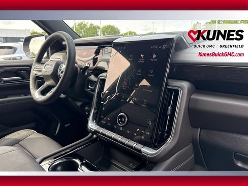 New 2026 GMC Yukon XL Elevation AWD/4WD image 36