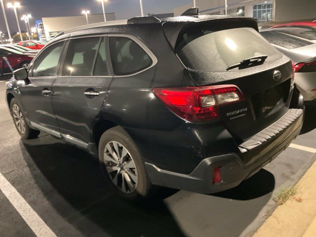 Used 2019 Subaru Outback 3.6R Touring AWD/4WD image 9