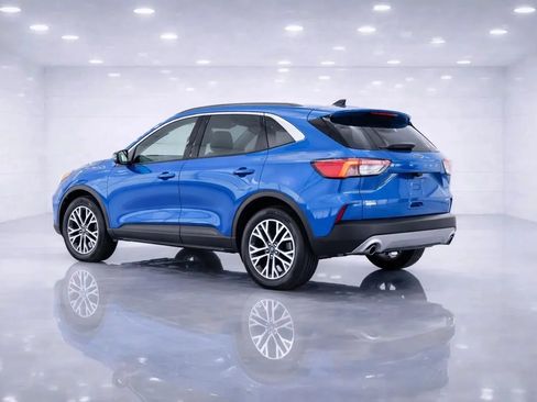 Used 2020 Ford Escape SEL FWD image 3