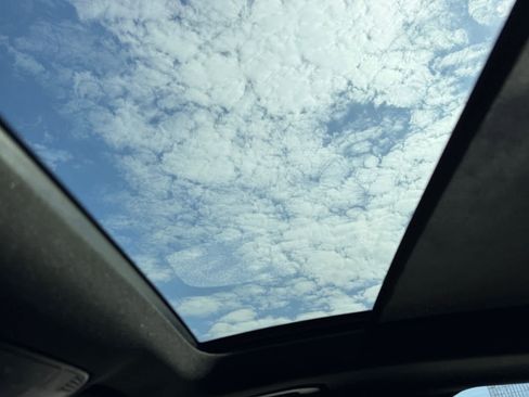 Used 2018 Mercedes-Benz C 300 Sedan image 28