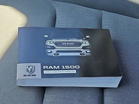 Used 2021 RAM 1500 Big Horn AWD/4WD image 25