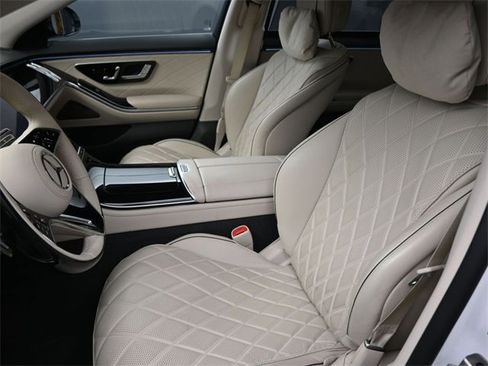 Used 2024 Mercedes-Benz S 580 4MATIC Sedan image 31