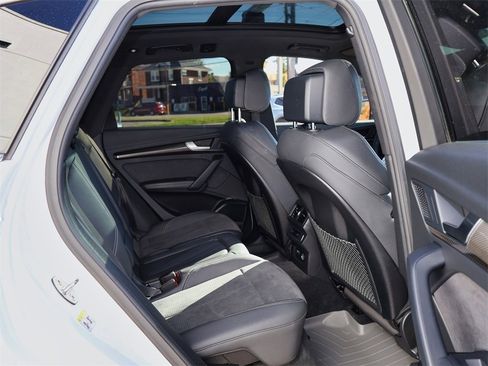Used 2022 Audi SQ5 Premium Plus image 30