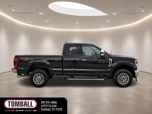 Used 2022 Ford F350 XLT w/ XLT Premium Package AWD/4WD image 8