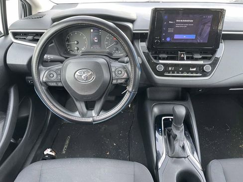 Used 2024 Toyota Corolla LE image 25