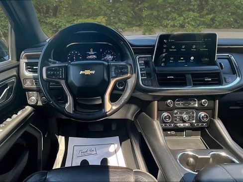 Used 2022 Chevrolet Suburban High Country AWD/4WD image 8